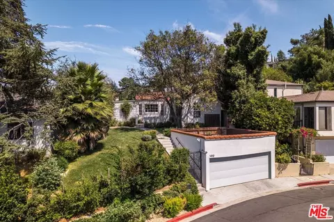 1410 Stanford Dr, Glendale, CA 91205