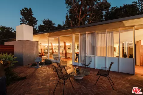 1430 Avon Ter, Los Angeles, CA 90026