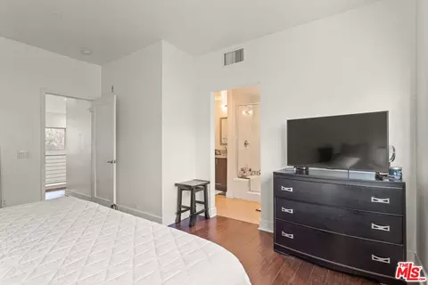Bedroom - 25 Delancy, Irvine, CA 92612 photo 4 of 10