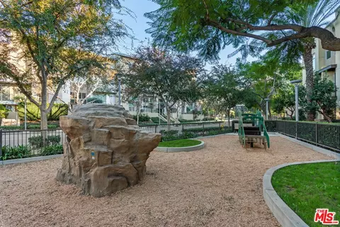 Exterior - 25 Delancy, Irvine, CA 92612 photo 5 of 6
