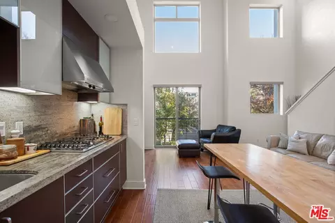 Kitchen - 25 Delancy, Irvine, CA 92612 photo 4 of 4