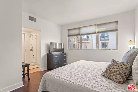 Bedroom - 25 Delancy, Irvine, CA 92612 photo 2 of 10