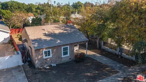 6506 Babcock Ave, North Hollywood, CA 91606