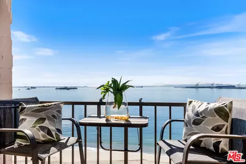 View/Area - 1750 E Ocean Blvd #1407, Long Beach, CA 90802 photo 5 of 9