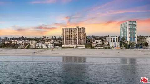 View/Area - 1750 E Ocean Blvd #1407, Long Beach, CA 90802 photo 8 of 9