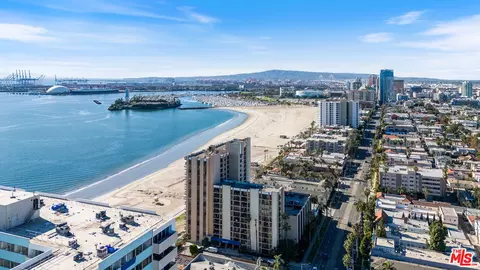View/Area - 1750 E Ocean Blvd #1407, Long Beach, CA 90802 photo 6 of 9