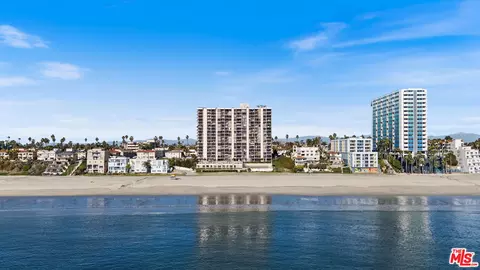 View/Area - 1750 E Ocean Blvd #1407, Long Beach, CA 90802 photo 3 of 9