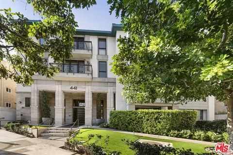 441 S Barrington Ave #407, Los Angeles, CA 90049