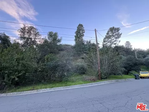 1450 Marianna Rd, Pasadena, CA 91105 photo 11