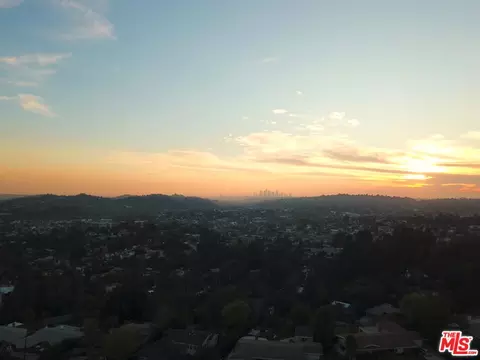 1450 Marianna Rd, Pasadena, CA 91105 photo 2