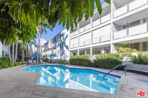 848 N Kings Rd #208, West Hollywood, CA 90069