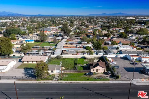 View/Area - 1230 S Wilmington Ave, Compton, CA 90220 photo 19 of 25