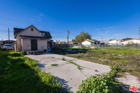 Exterior - 1230 S Wilmington Ave, Compton, CA 90220 photo 2 of 12