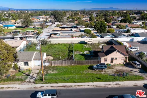 1230 S Wilmington Ave, Compton, CA 90220 photo 2