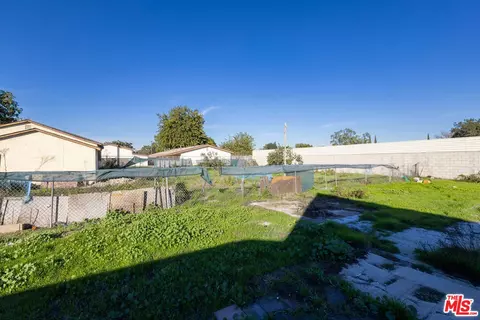 Exterior - 1230 S Wilmington Ave, Compton, CA 90220 photo 5 of 12