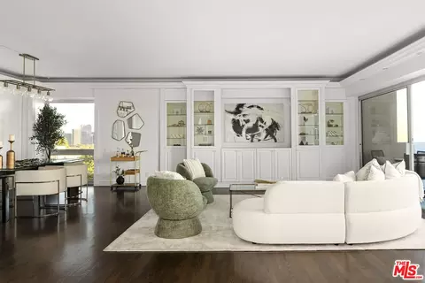 10450 Wilshire Blvd #8A, Los Angeles, CA 90024