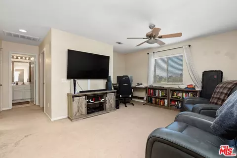 1064 Darwin Dr, Oceanside, CA 92056 photo 20