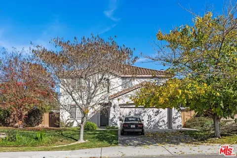 1064 Darwin Dr, Oceanside, CA 92056 photo 2
