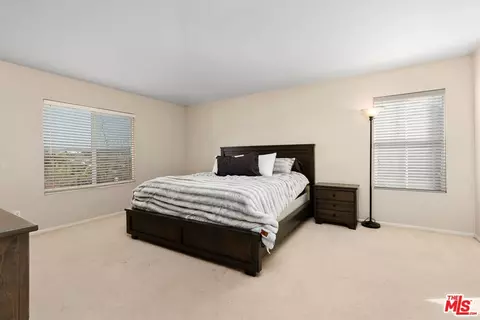 1064 Darwin Dr, Oceanside, CA 92056 photo 25