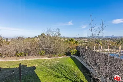 1064 Darwin Dr, Oceanside, CA 92056 photo 28