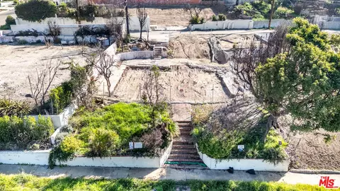 588 Radcliffe Ave, Pacific Palisades, CA 90272