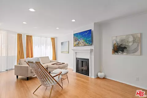 1745 Camino Palmero St #106, Los Angeles, CA 90046