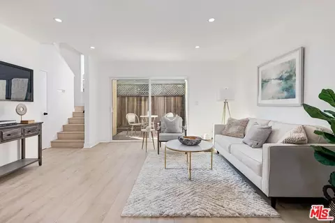 717 Copeland Ct #4, Santa Monica, CA 90405