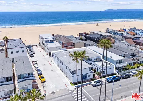 1701 W Balboa Blvd, Newport Beach, CA 92663
