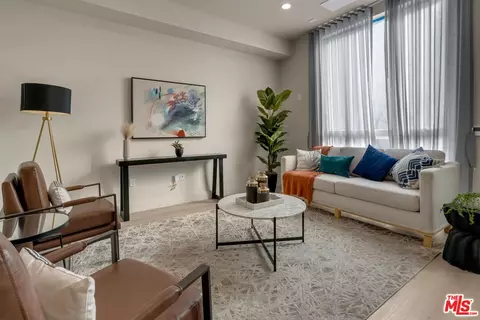 125 Plymouth St, Inglewood, CA 90302