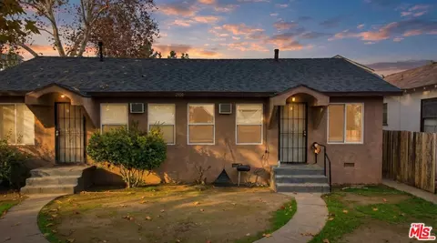 2100 Oregon St, Bakersfield, CA 93305