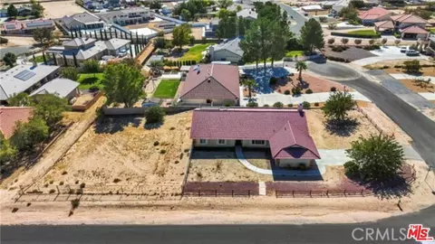 26665 Lakeview Dr, Helendale, CA 92342