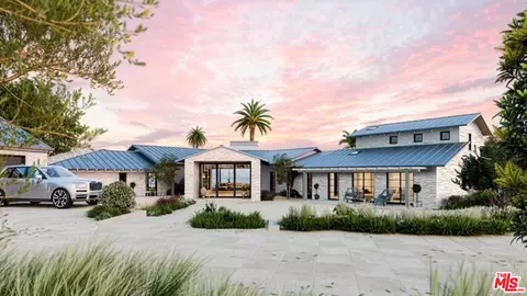5909 Philip Ave, Malibu, CA 90265