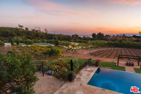 338 Toro Canyon Rd, Carpinteria, CA 93013 photo 8