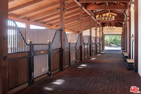 338 Toro Canyon Rd, Carpinteria, CA 93013 photo 32