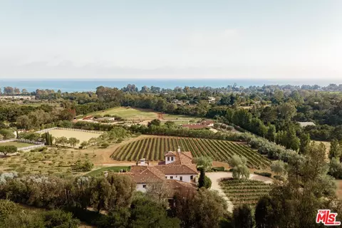 338 Toro Canyon Rd, Carpinteria, CA 93013 photo 2