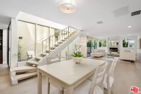 1932 Idaho Ave, Santa Monica, CA 90403