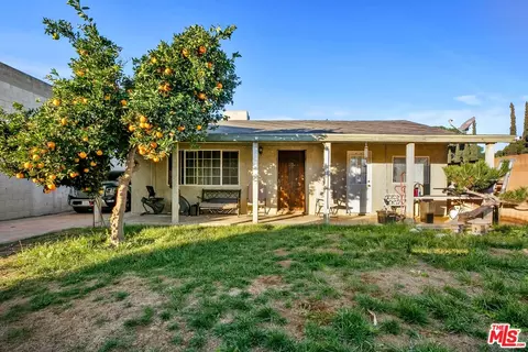 7317 Clybourn Ave, Sun Valley, CA 91352