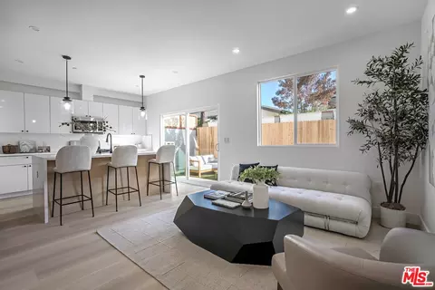 5830 David Ave, Los Angeles, CA 90034