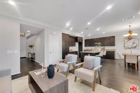 20051 Lila Pl, Winnetka, CA 91306
