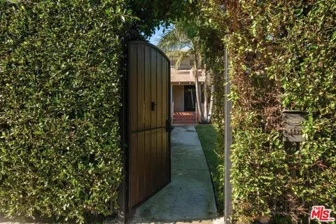 4431 S Wilton Pl, Los Angeles, CA 90062