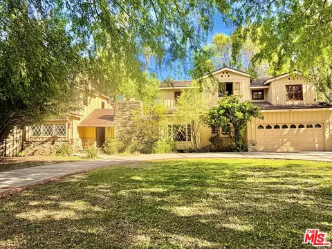 5952 Lubao Ave, Woodland Hills, CA 91367