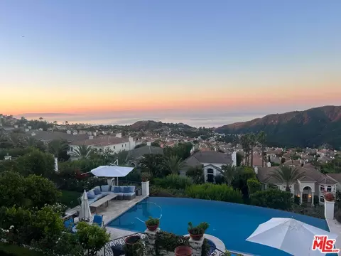 16864 Calle Bellevista, Pacific Palisades, CA 90272