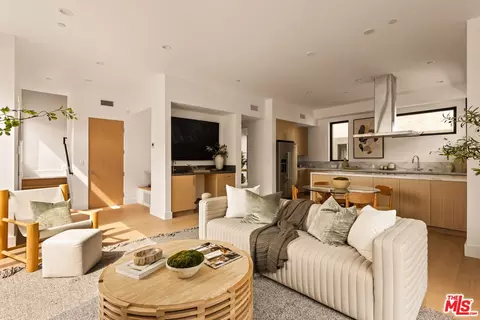 2425 20th St #B, Santa Monica, CA 90405