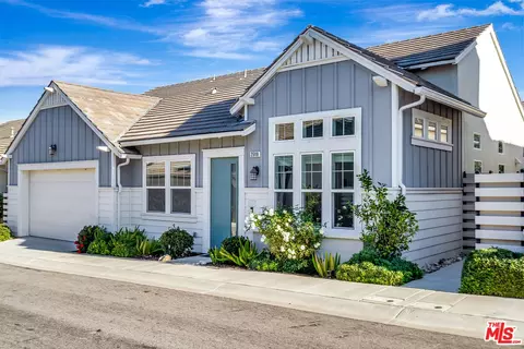 25118 Orange Ln, Canyon Country, CA 91387