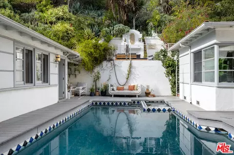 2331 Outpost Dr, Los Angeles, CA 90068