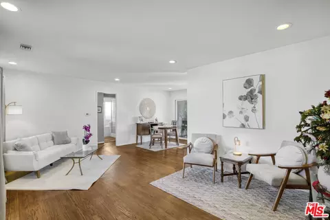 9610 Odessa Ave, North Hills, CA 91343