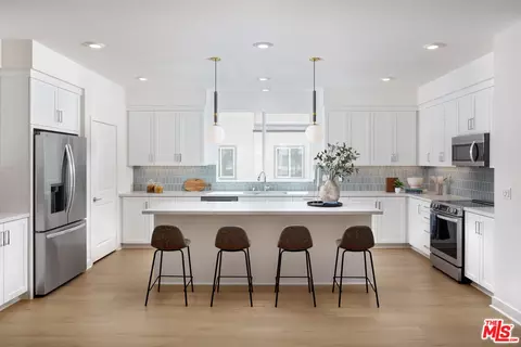 1666 Coral Sea Ln, San Pedro, CA 90732