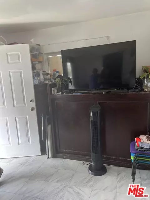 Other - 619 W Cherry St, Compton, CA 90222 photo 4 of 6