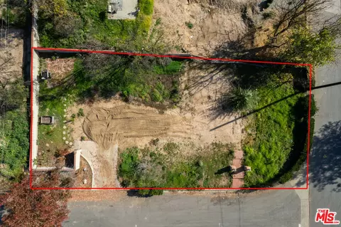 149 Marathon Rd, Altadena, CA 91001