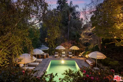 10770 Chalon Rd, Los Angeles, CA 90077